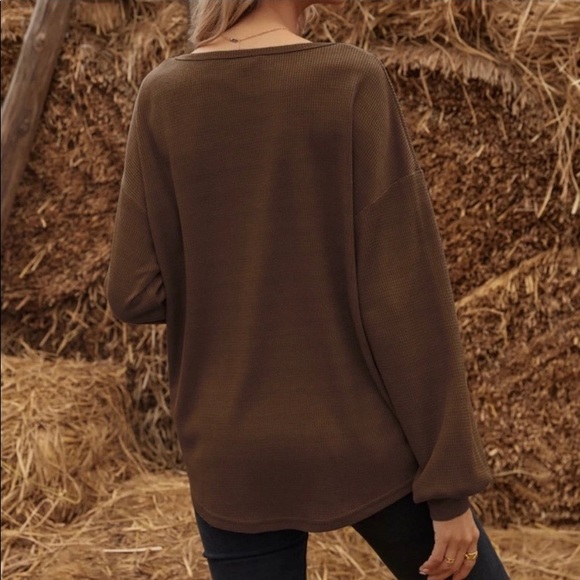 Kara and Kate Brown Top with Notched Collar and Front Pocket- M & XL - Picture 5 of 6